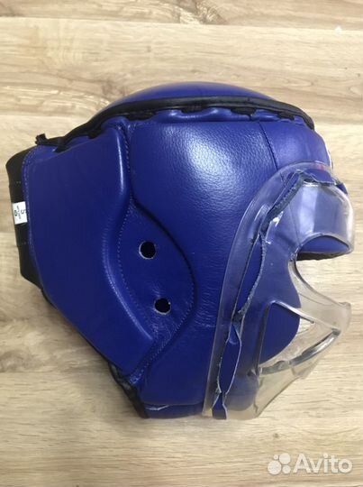 Комплект защиты для единоборств:шлем,запястье