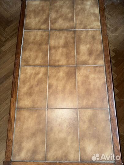 Стол журнальный