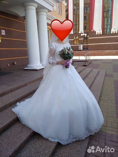 Свадебное платье