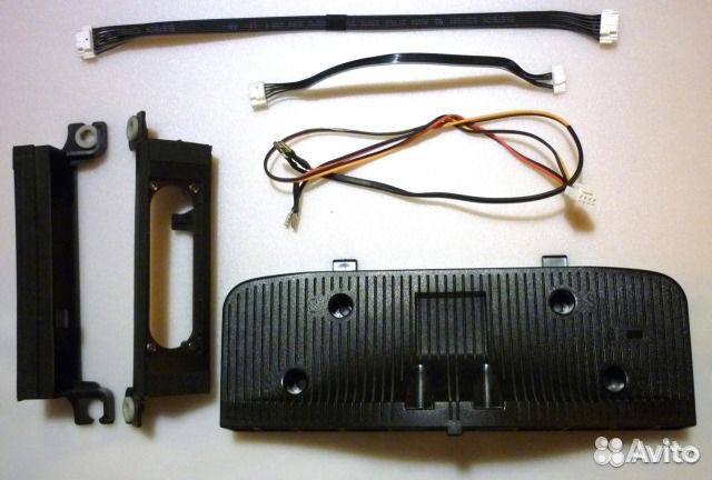 Samsung UE32FH4003W и Daewoo DPP-32A2 по частям