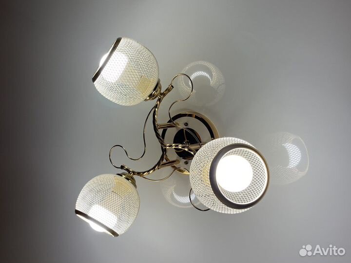 Люстра, светильник потолочный