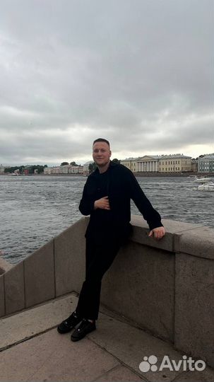 Менеджер по продажам