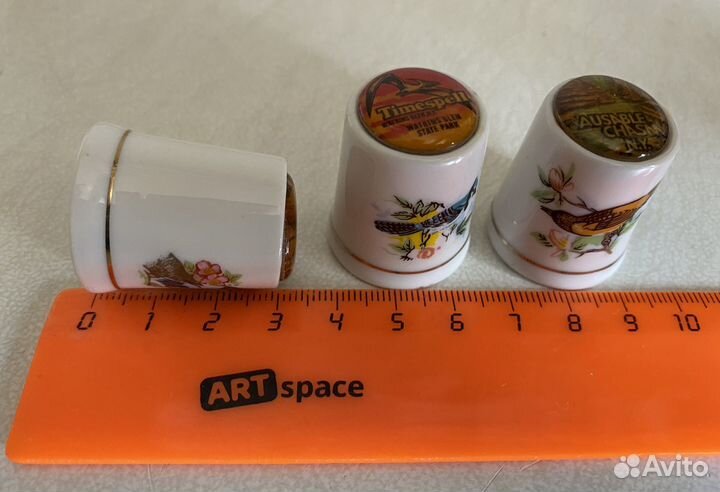 Три коллекционных наперстка