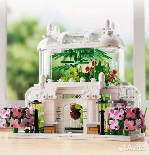 Конструктор Магазин цветов, 597 дет