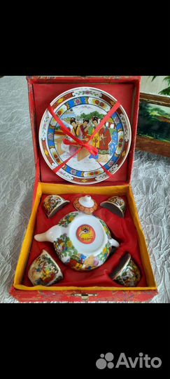 Сервиз и поднос