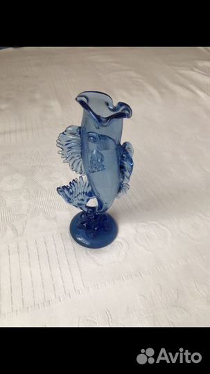 Ваза рыбка цветное голубое стекло