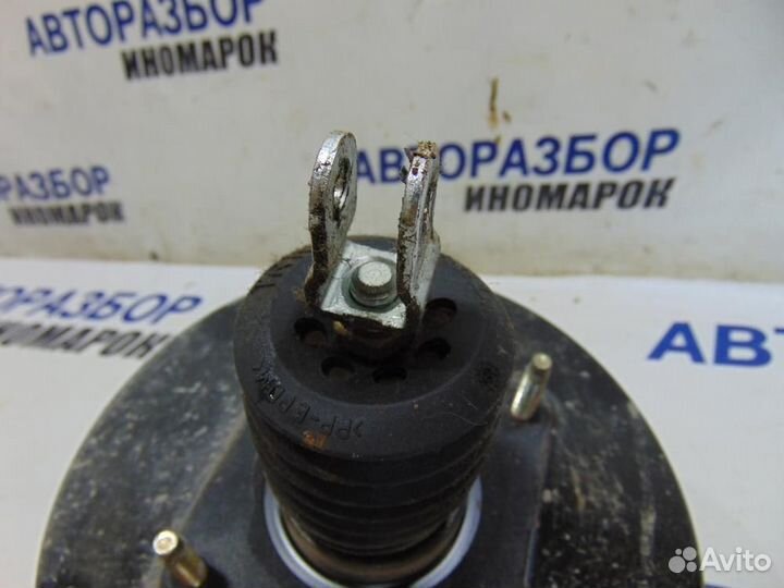 Усилитель тормозов вакуумный для Toyota Corolla 9