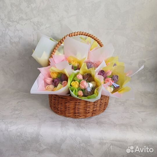 Букет шоколадные пионы розы тюльпаны