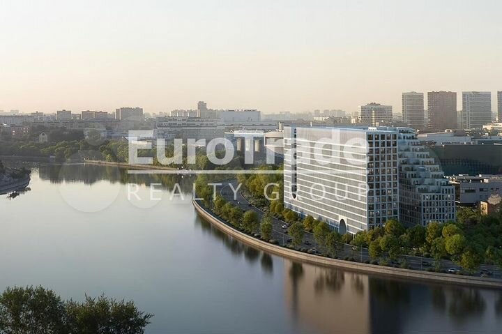 Продам торговое помещение, 244 м²