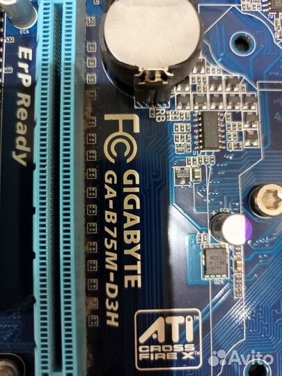 Материнская плата с процессором