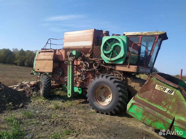 Комбайн Ростсельмаш Дон 1500, 1993