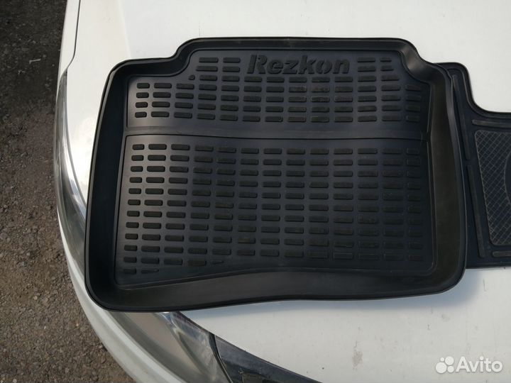 Автомобильные коврики KIA RIO