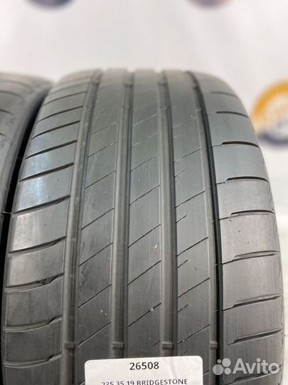 Bridgestone Potenza S005 235/35 R19 84Y
