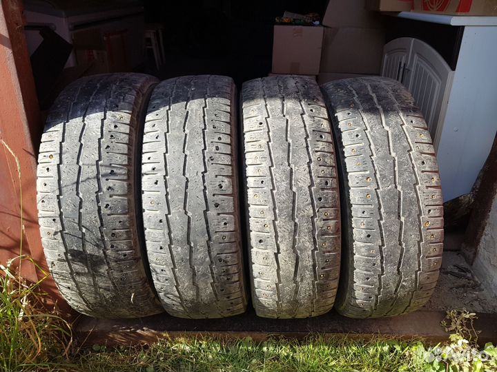 Michelin Agilis X-Ice North 215/65 R16C