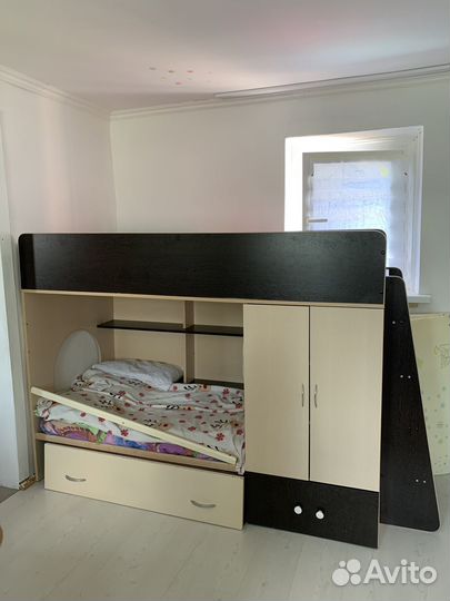 Двухъярусная кровать бу