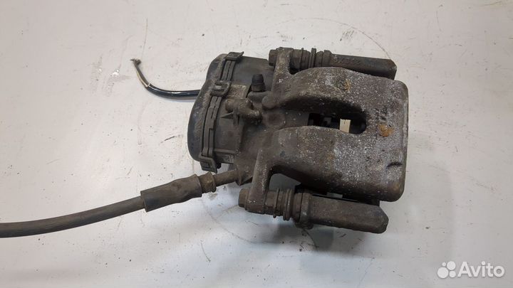 Суппорт Mercedes B W246, 2014