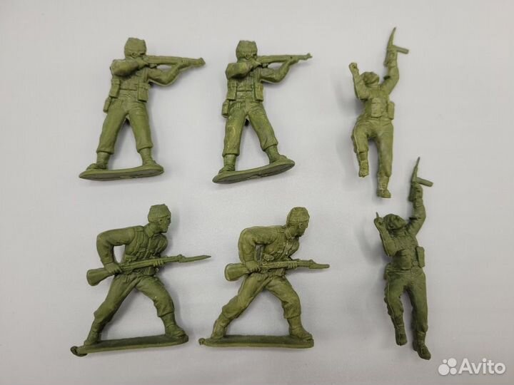 Солдатики солдаты набор 16 шт Пехота резина