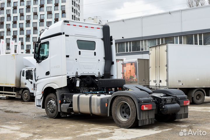 Mercedes-Benz Actros, 2023