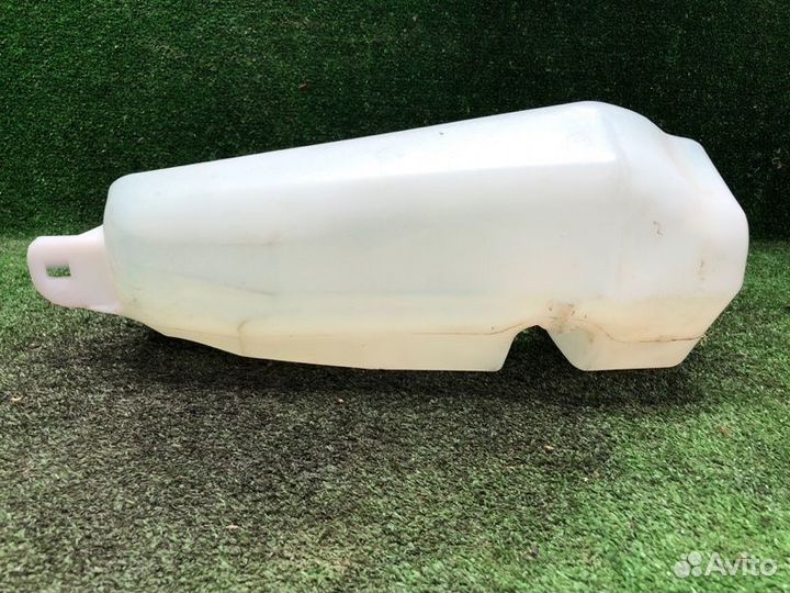 Бачок омывателя Renault Logan