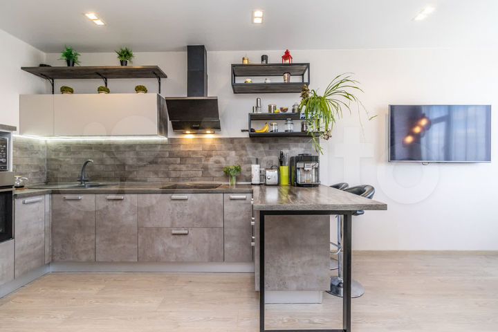 2-к. квартира, 71,5 м², 8/9 эт.