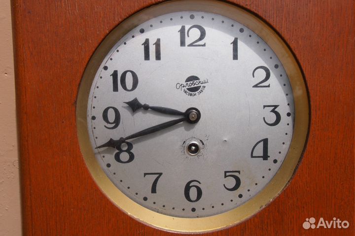 Настенные часы Орловский часовой завод
