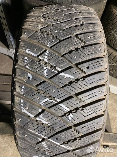 Goodyear Ultragrip Ice Arctic 245/45 R19 102T