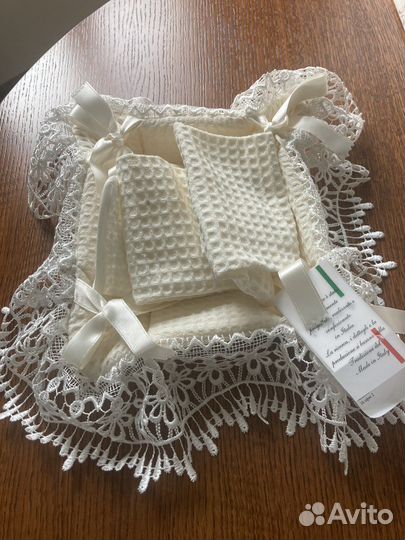 Корзиночка из вафельной ткани с 2 полотенцами