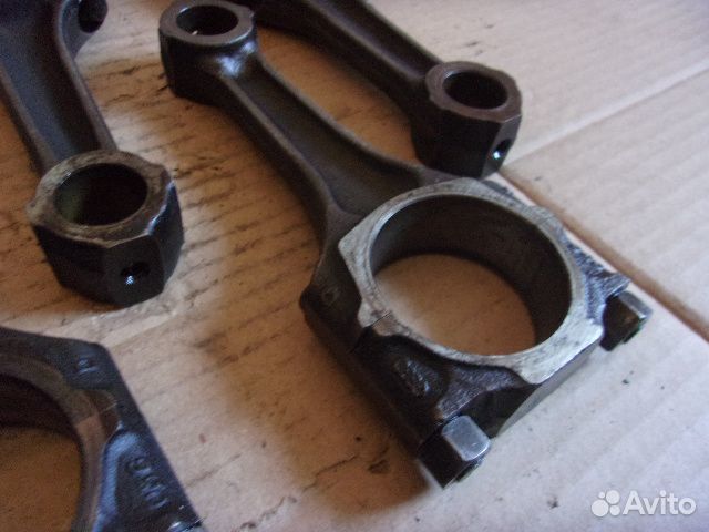 Ауди 100 С3, 5-ти цилиндр. шатун / шатуны