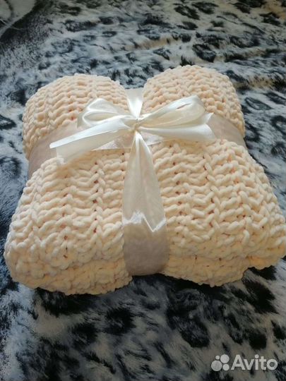 Плед детский вязаный ручная работа