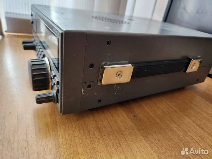 Широкополосный радиосканер AOR AR5001D