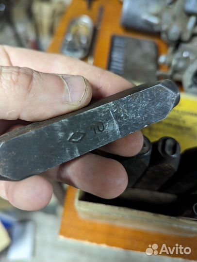 Клейма ударные цифры буквы СССР