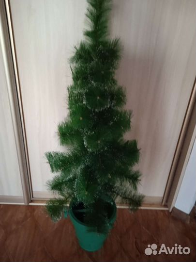 Елка искусственная