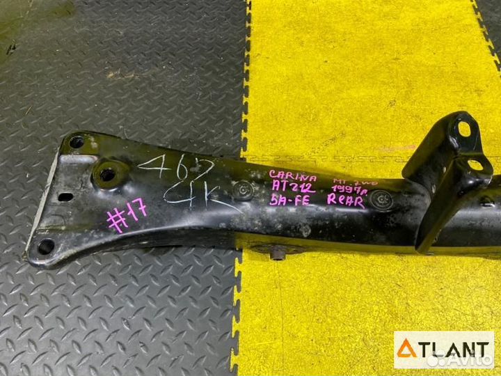 Балка подвески задний toyota carina