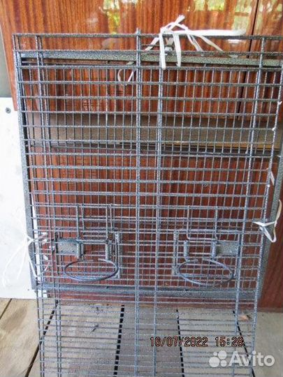Клетка для крупного попугая