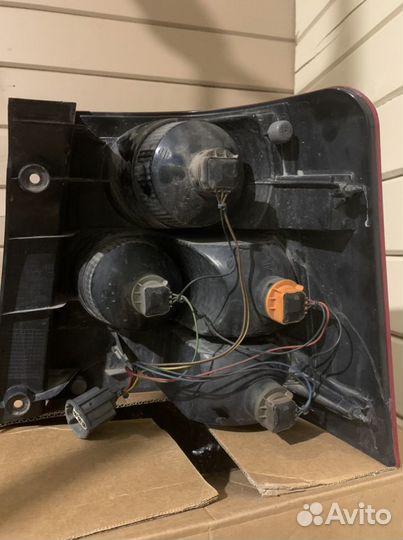 Фонарь задний левый Land Rover Sport 1