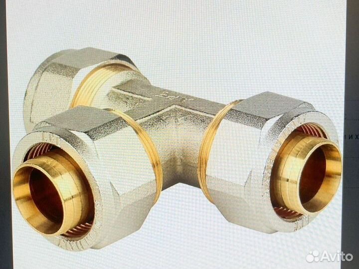 Тройник 32/32/32 Stout обж