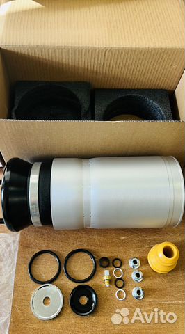 Передний пневмобаллон Land rover Discovery 4