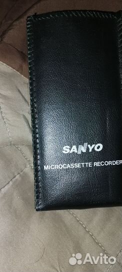 Мини диктофон бу sanyo TRC-670M