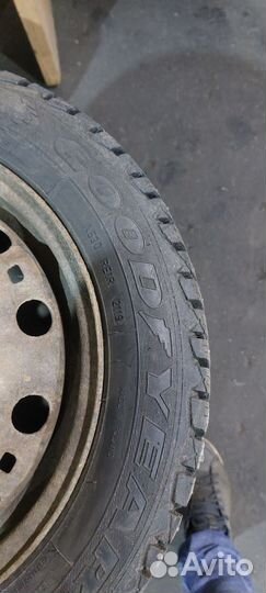 Goodyear Ultragrip 600 185/60 R15