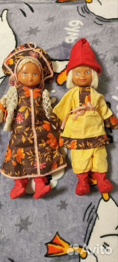 Пара кукол 