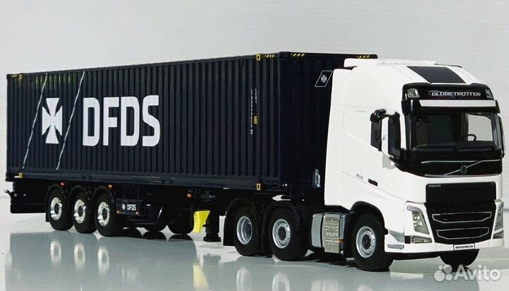 1/50 Volvo контейнеровоз контейнер dfds WSI