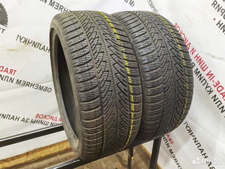 Goodyear UltraGrip Performance 225/40 R18 92M