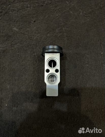 Клапан кондиционера Kia Magentis 1 Sonata 4 EF 2.0