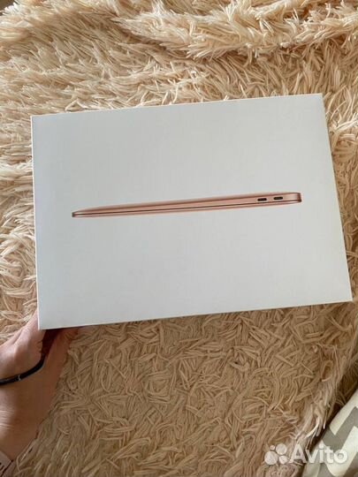 Ноутбук Apple MacBook Air 13 M1/8/256 Gold (mgnd3)