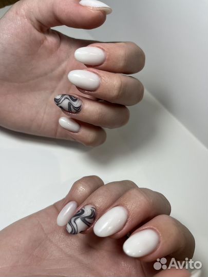 Маникюр педикюр