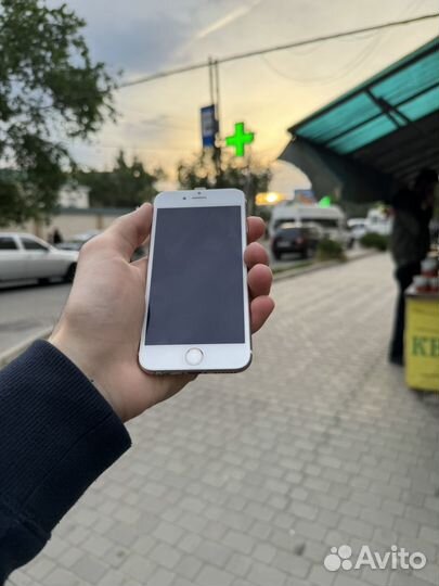 iPhone 6S, 16 ГБ
