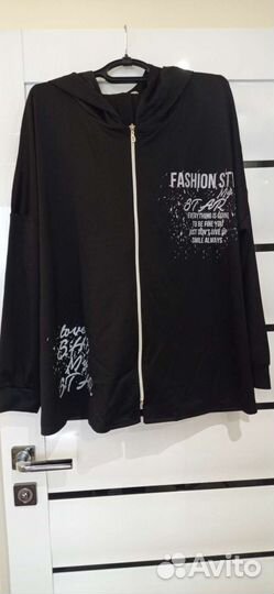 Спортивный костюм женский новый