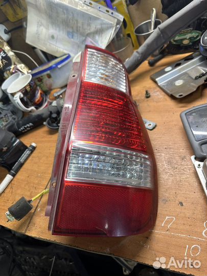 Фонарь правый Hyundai Matrix