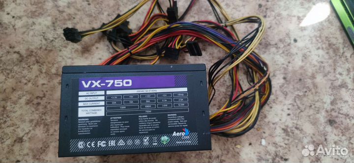 Блок питания компьютера Aerocool VX-750W