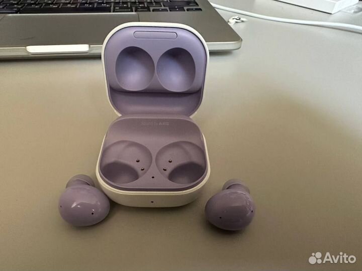 Беспроводные наушники Samsung Galaxy Buds2, уценкa